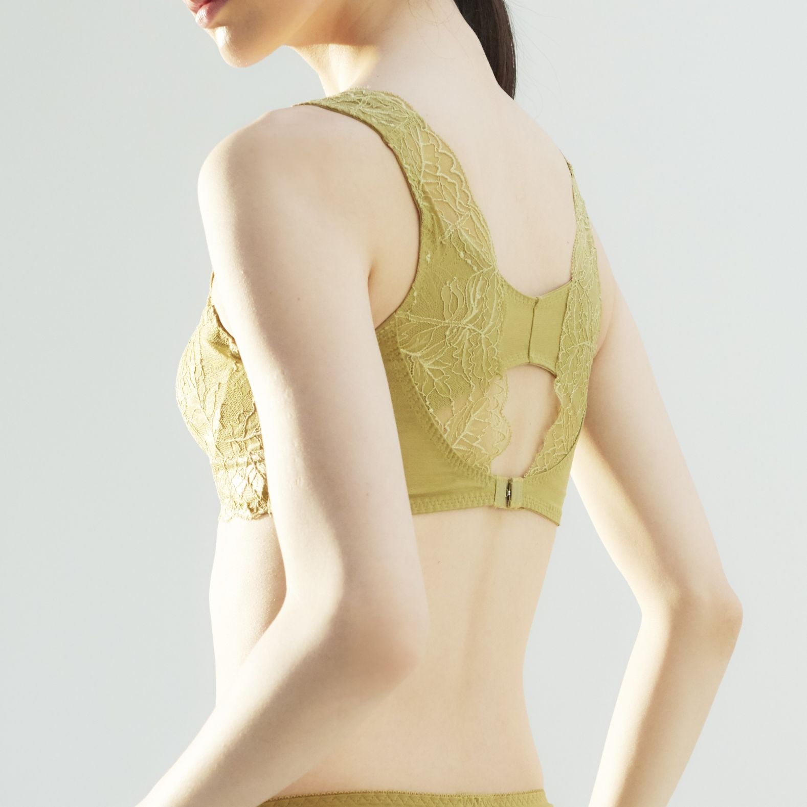 ピタッとブレないブラ